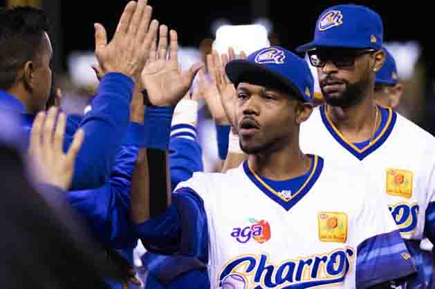 CHARROS-A-UN-JUEGO-DE-LA-FINAL-17-ENE