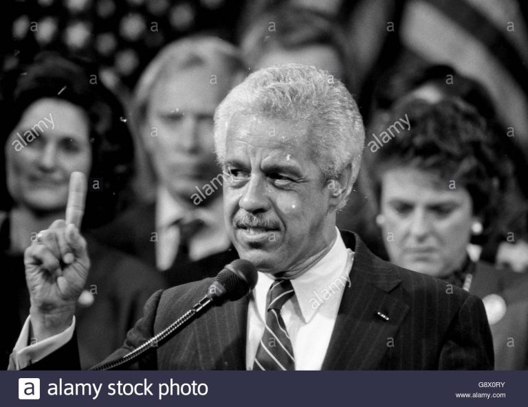 douglas-wilder-celebrates-at-his-election-night-victory-party-credit-G8X0RY