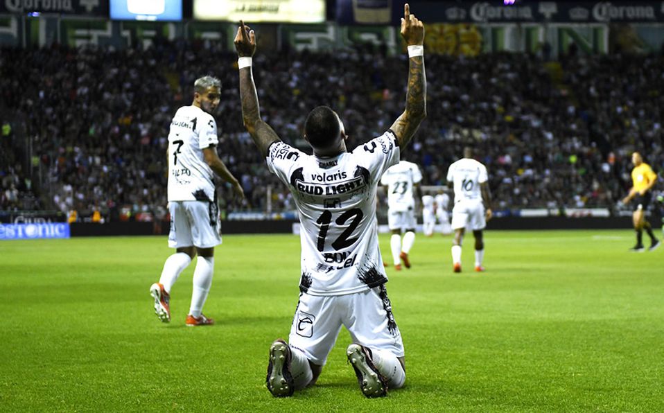 gustavo-bou-estreno-xolos-etapa