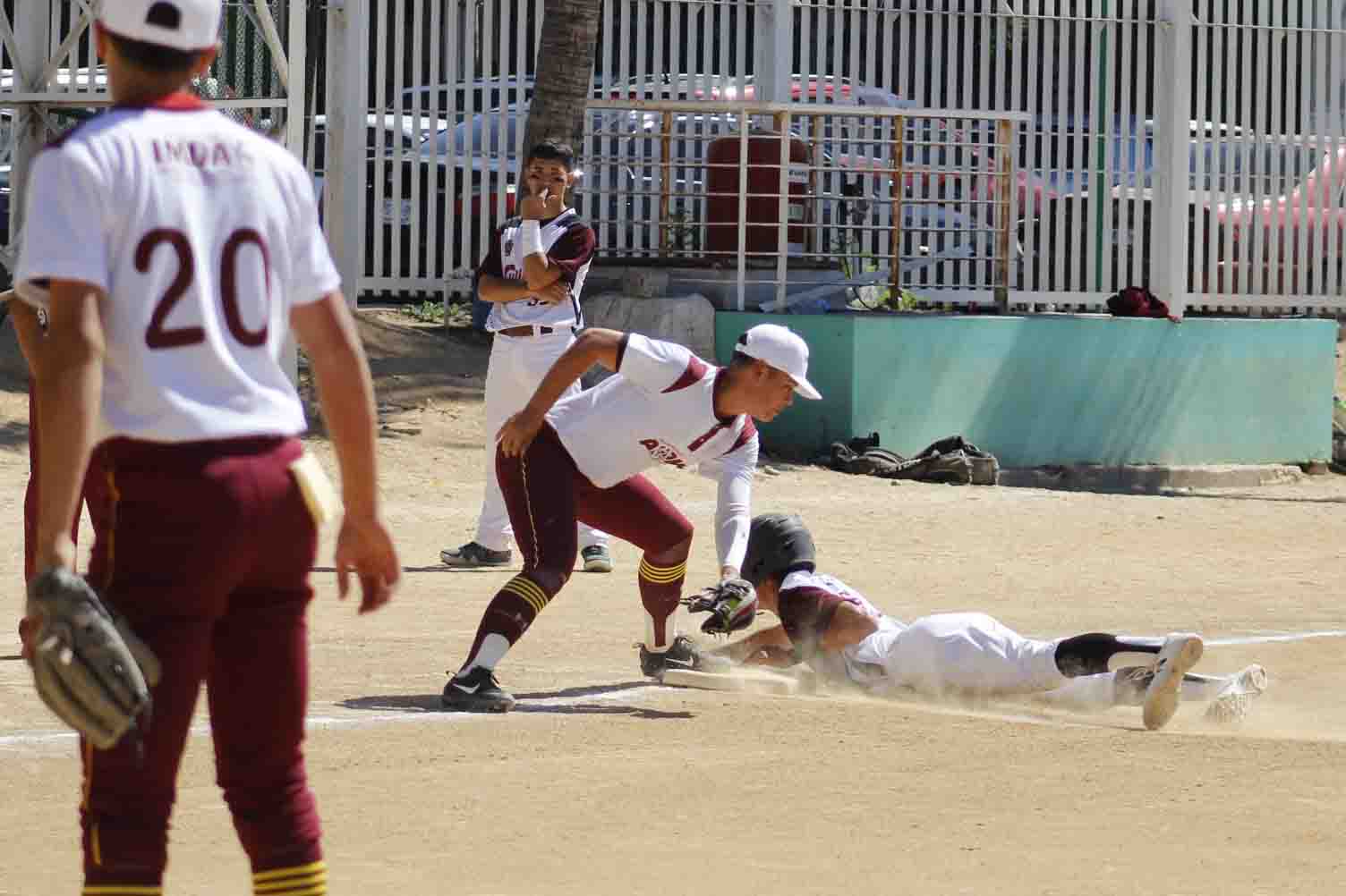 felix, safe en tercera