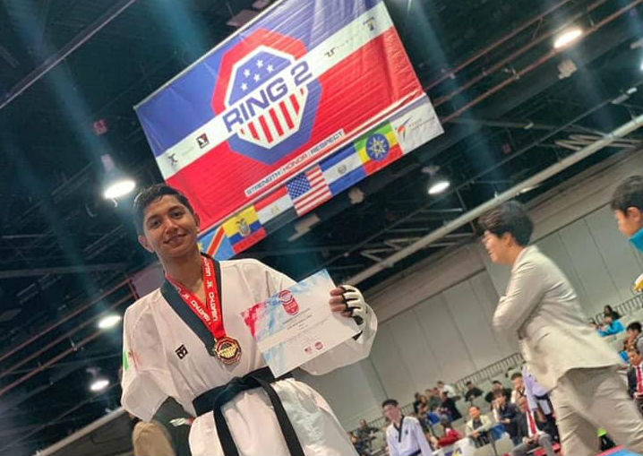 53016297_2168556446516768_8054893851464171520_n