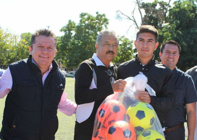 57577035_1219845988183100_1268064041599762432_n