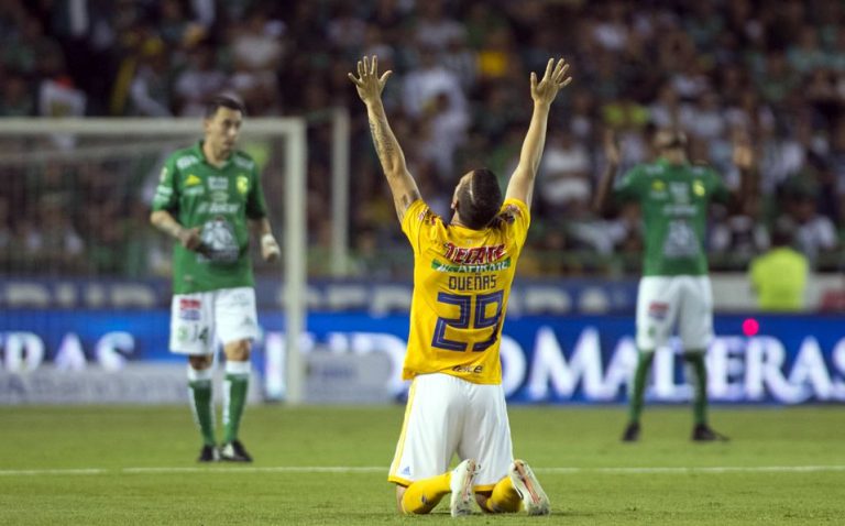 tigres-logro-septimo-titulo-anotando