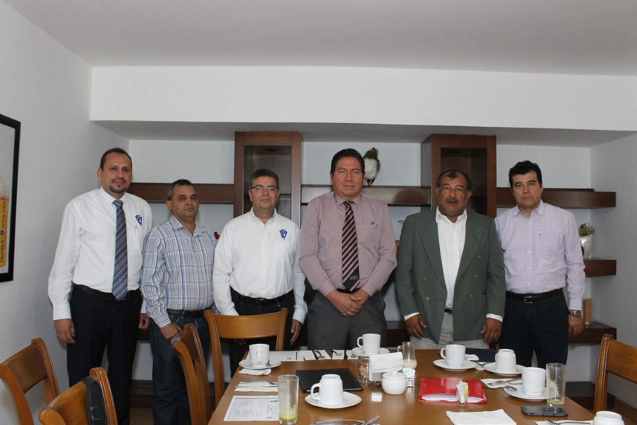 thumbnail_INGENIERIA RUEDA DE PRENSA DEL PREMIO ING DEL AÑO A FERNANDO GARCIA (9)