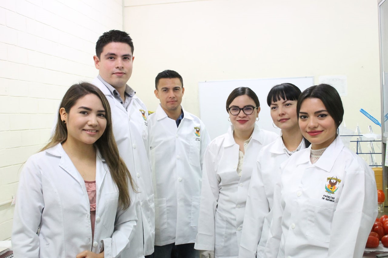 thumbnail_QUIMICA ESTUDIANTES GANADORES EN CONGRESO SOBRE INOVACION (12)