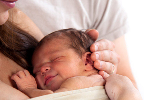 Vínculo recién nacido y mamá
