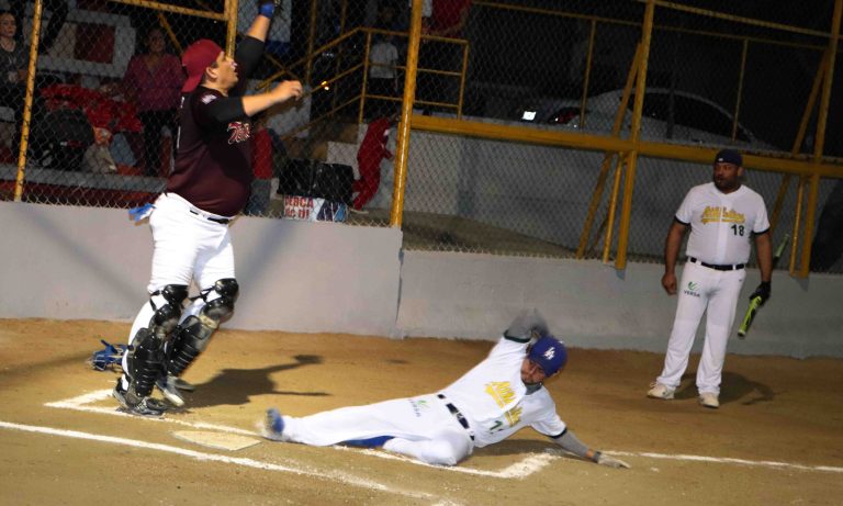 Daniel Ibarra pegó triple y anotó la carrera de la quiniela