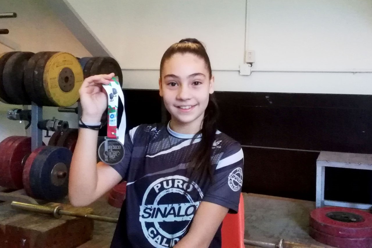 thumbnail_DIRECCION DE DEPORTES GANADORES DE LA COPA DEL PAVO (14)