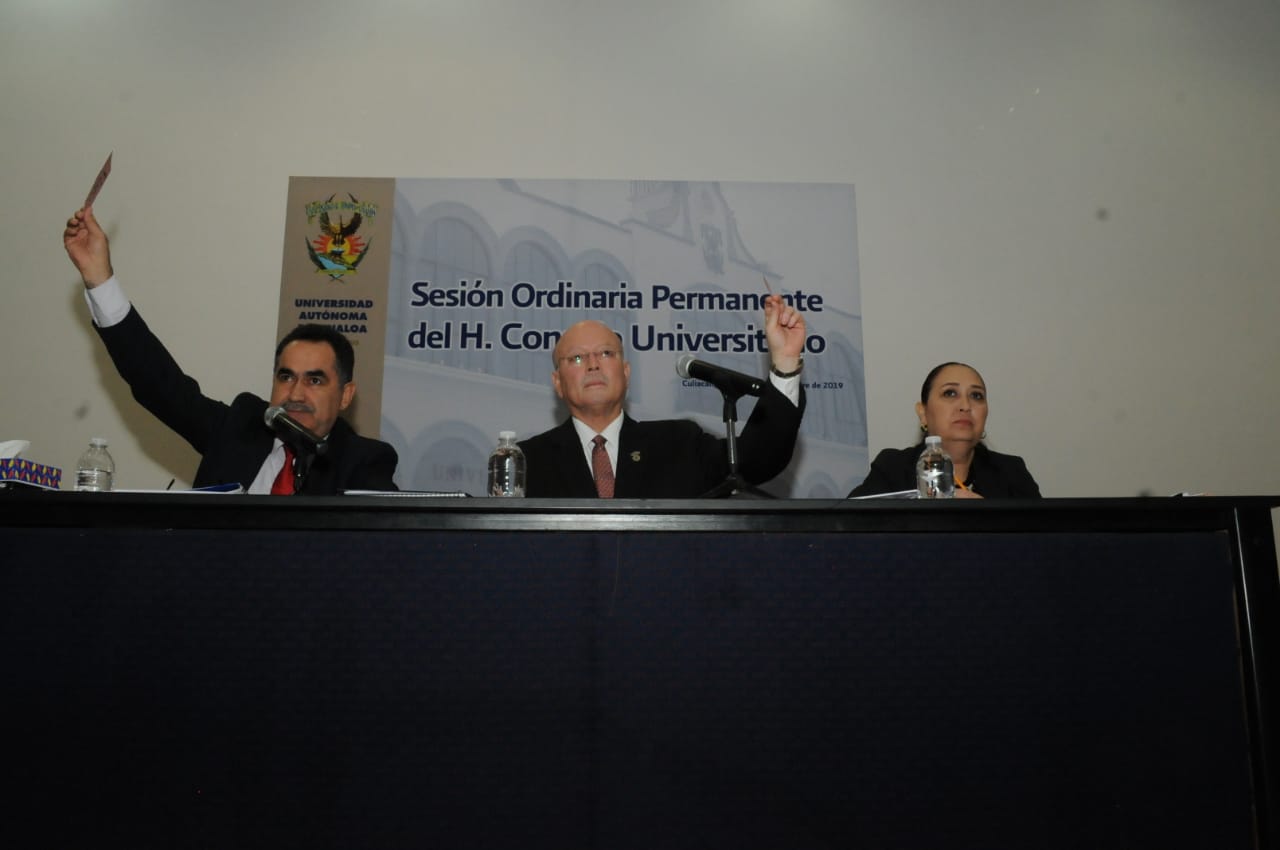 thumbnail_Sesión Consejo Universitario (3)