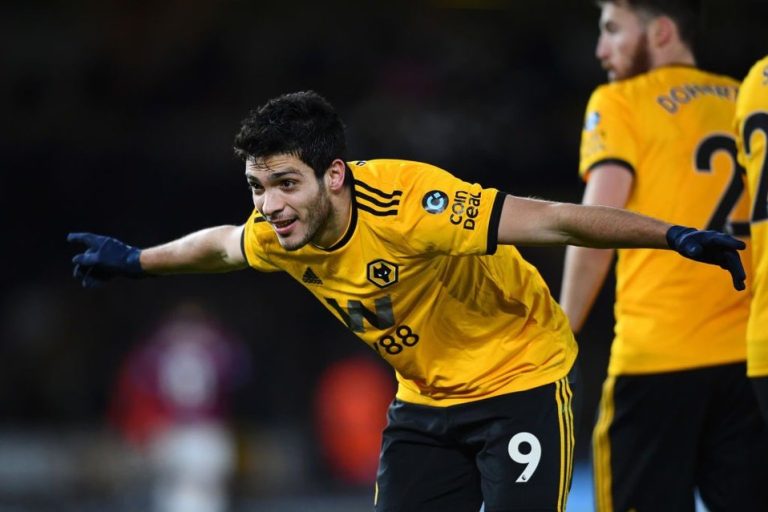 raul-jimenez-estallo-wolverhampton-foto