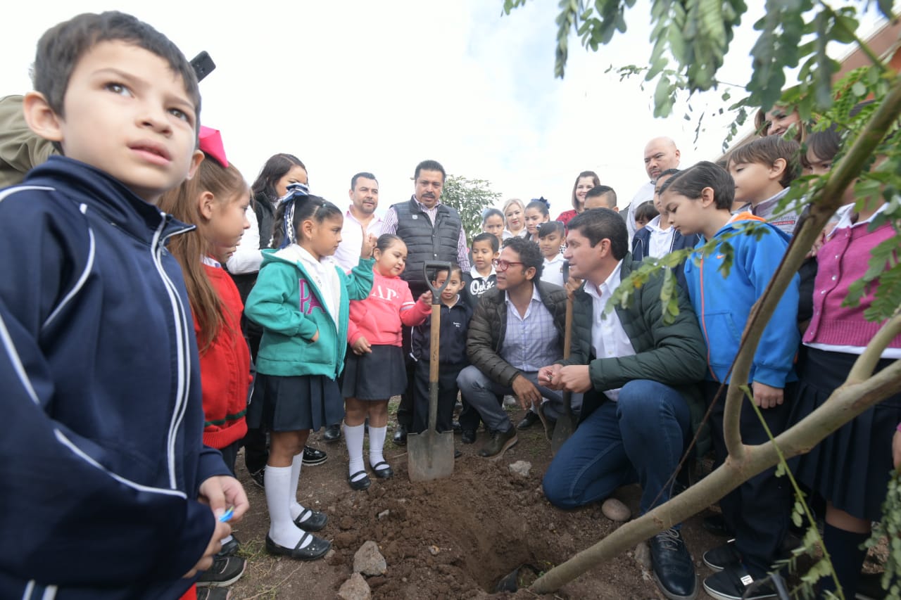 35850398-631c-4a2f-86f2-ae54a249871c