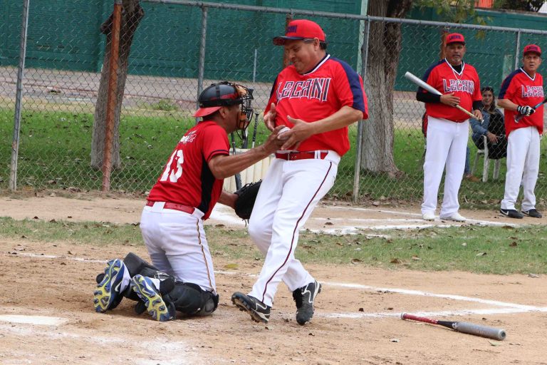 out en home de Porfirio Espinoza