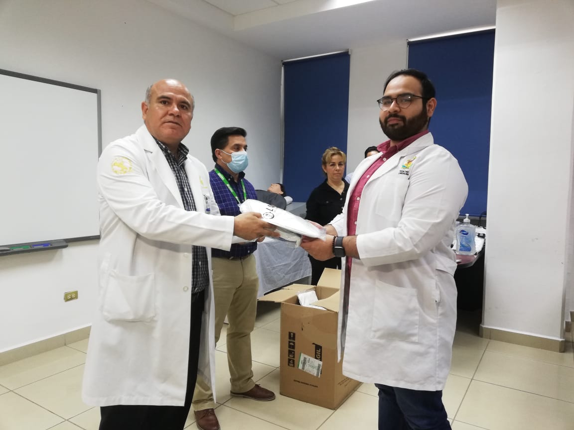 thumbnail_Curso en Medicina (6)