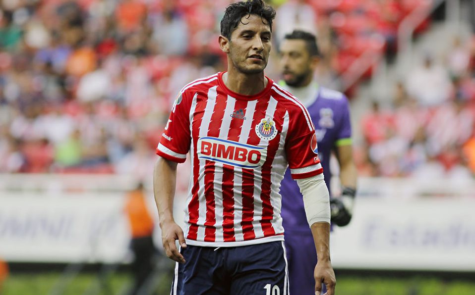 angel-reyna-par-temporadas-chivas-1