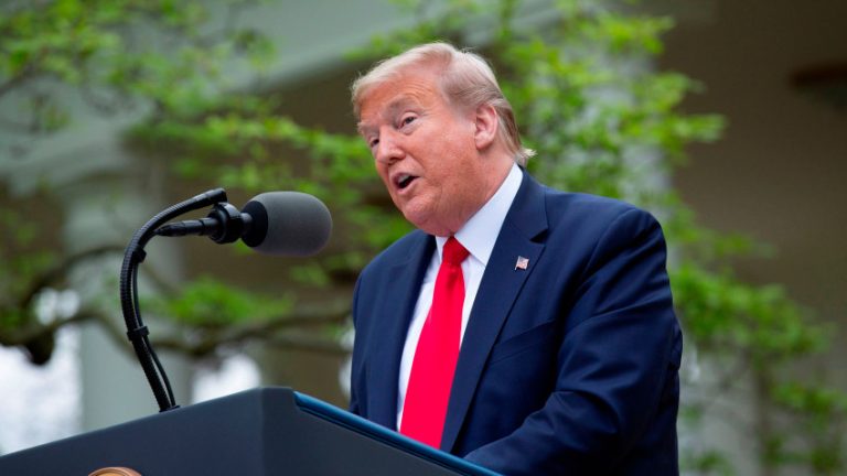 Trump ordena suspender los fondos de Estados Unidos a la OMS