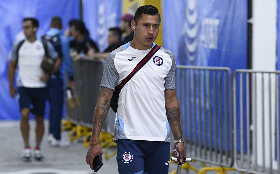 julio-cesar-dominguez-jugador-cruz_0_11_1200_746