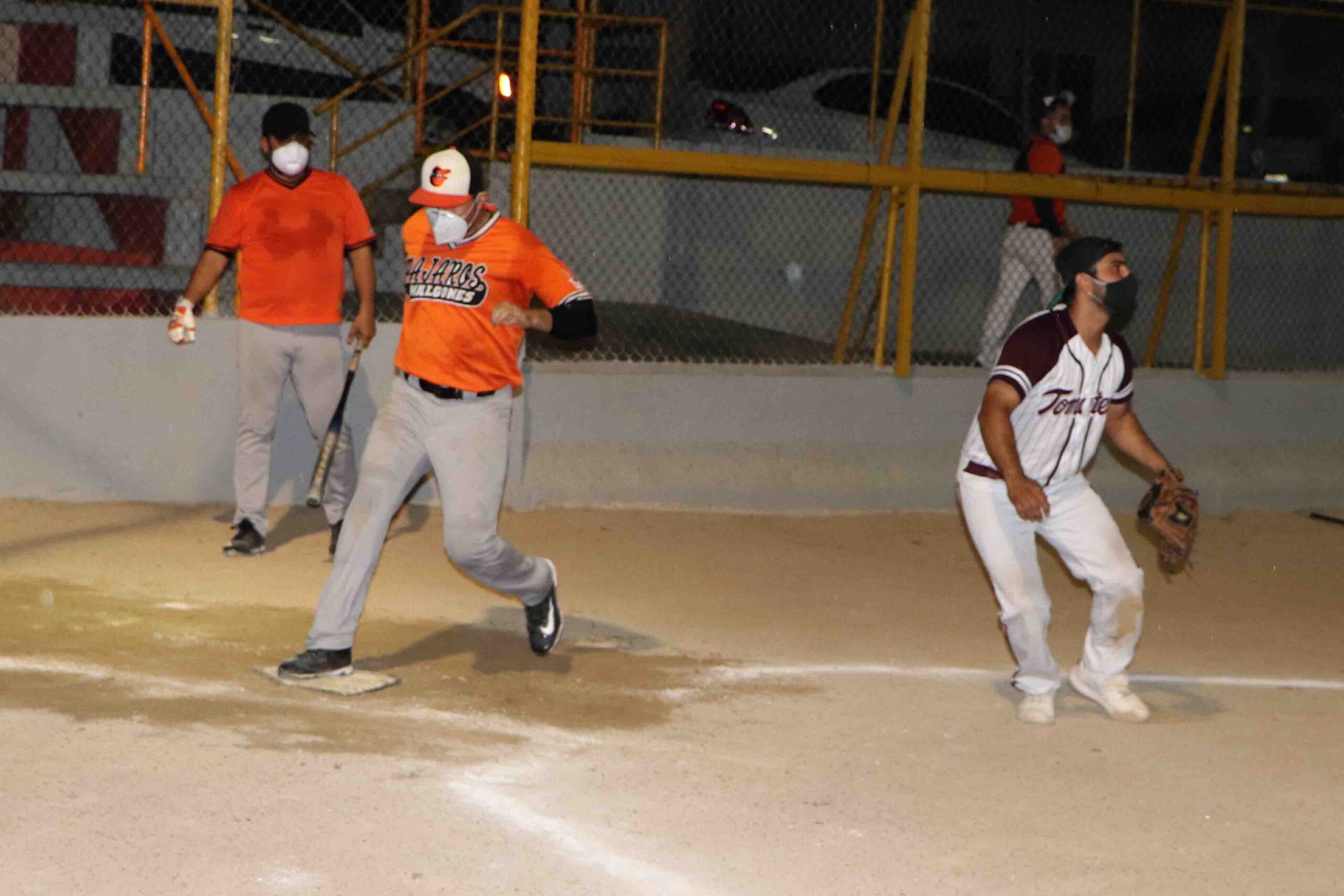 Porfirio Sánchez arriba con la tercera carrera de La Rezaga