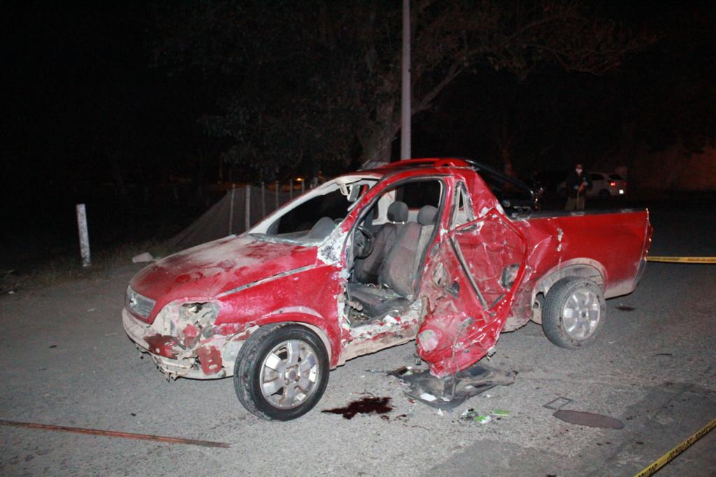 Choque de camionetas (1)