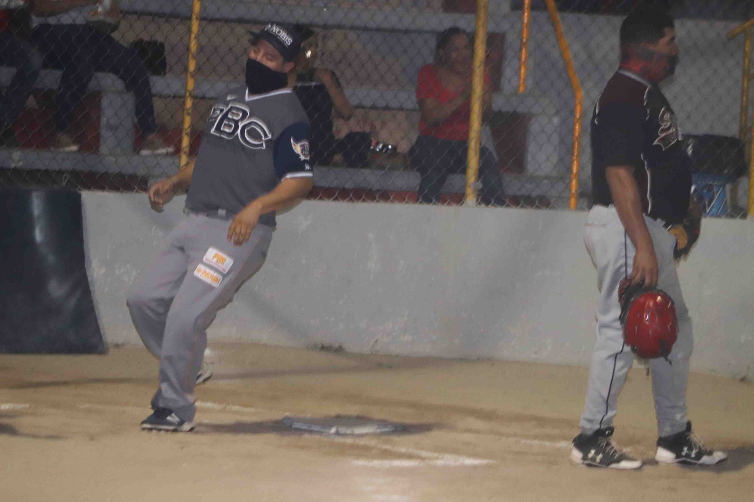 Ignacio Valle anota la primera carrera de PBC
