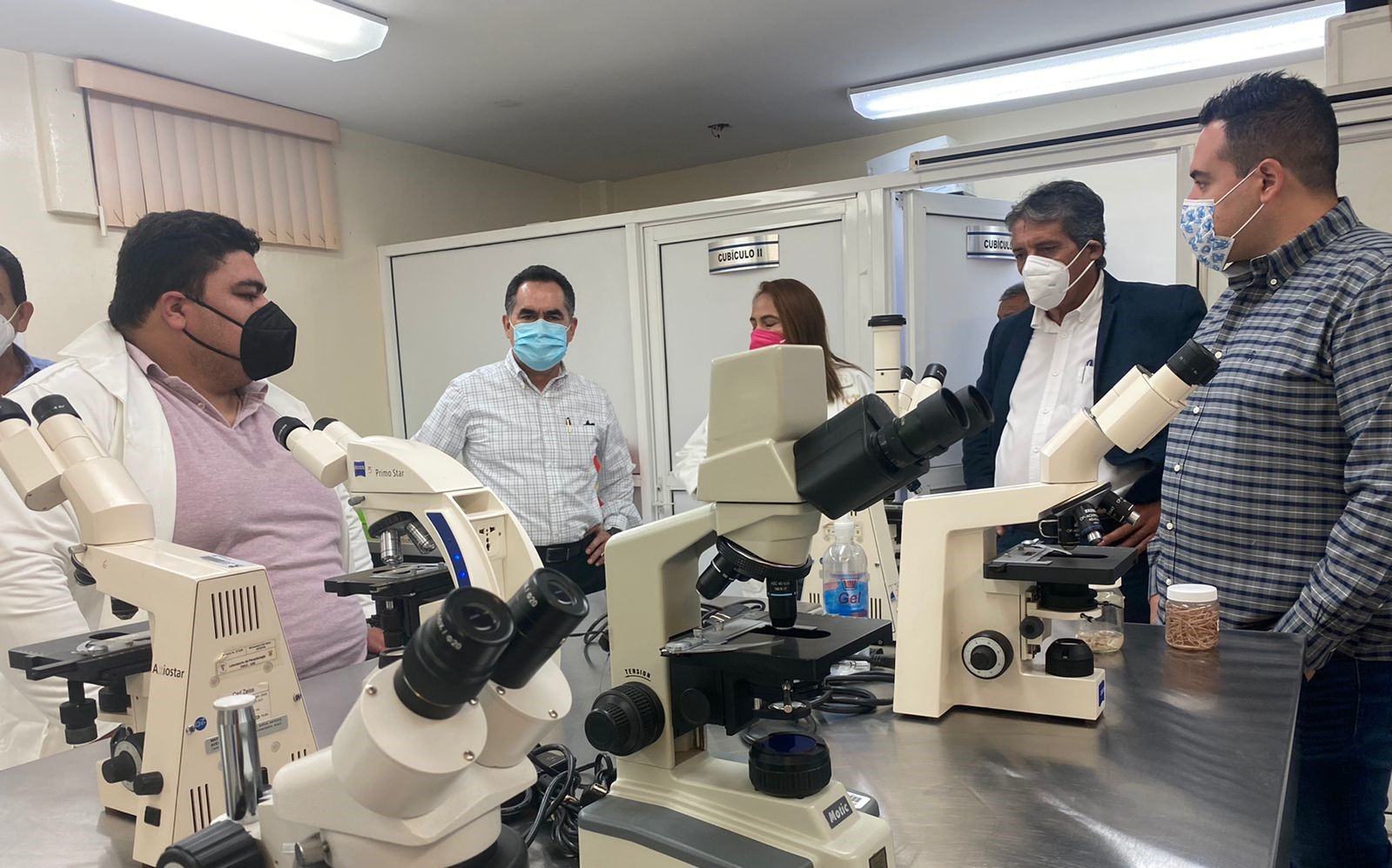 Rector recorrido en Veterinaria (2)