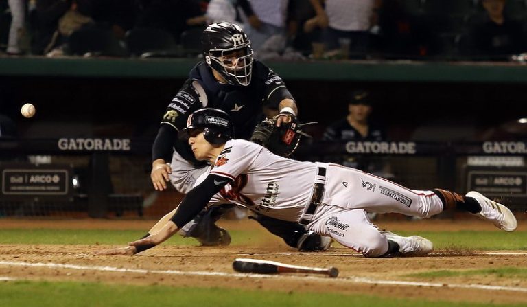 51776825562_e1ab33e056_c