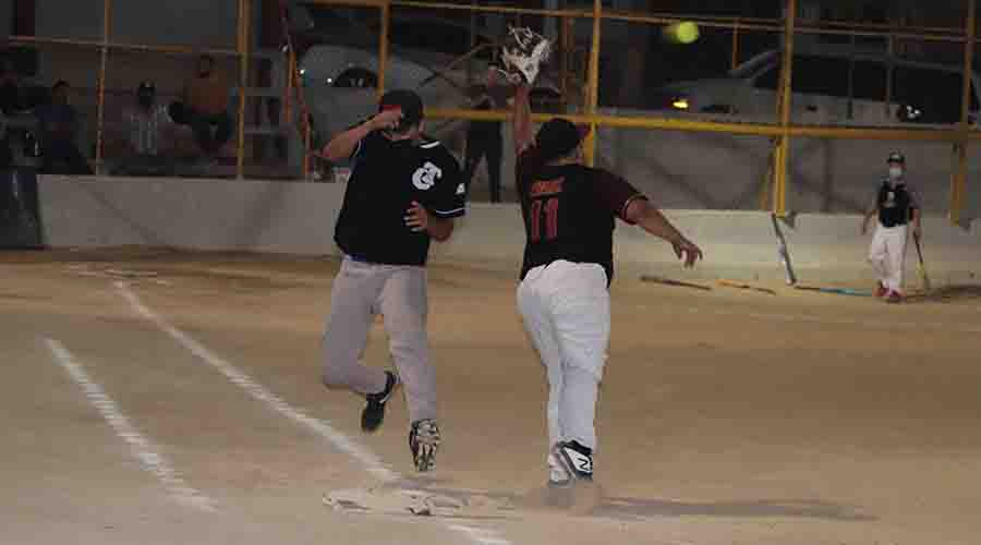 Francisco Ramos, llega safe a primera