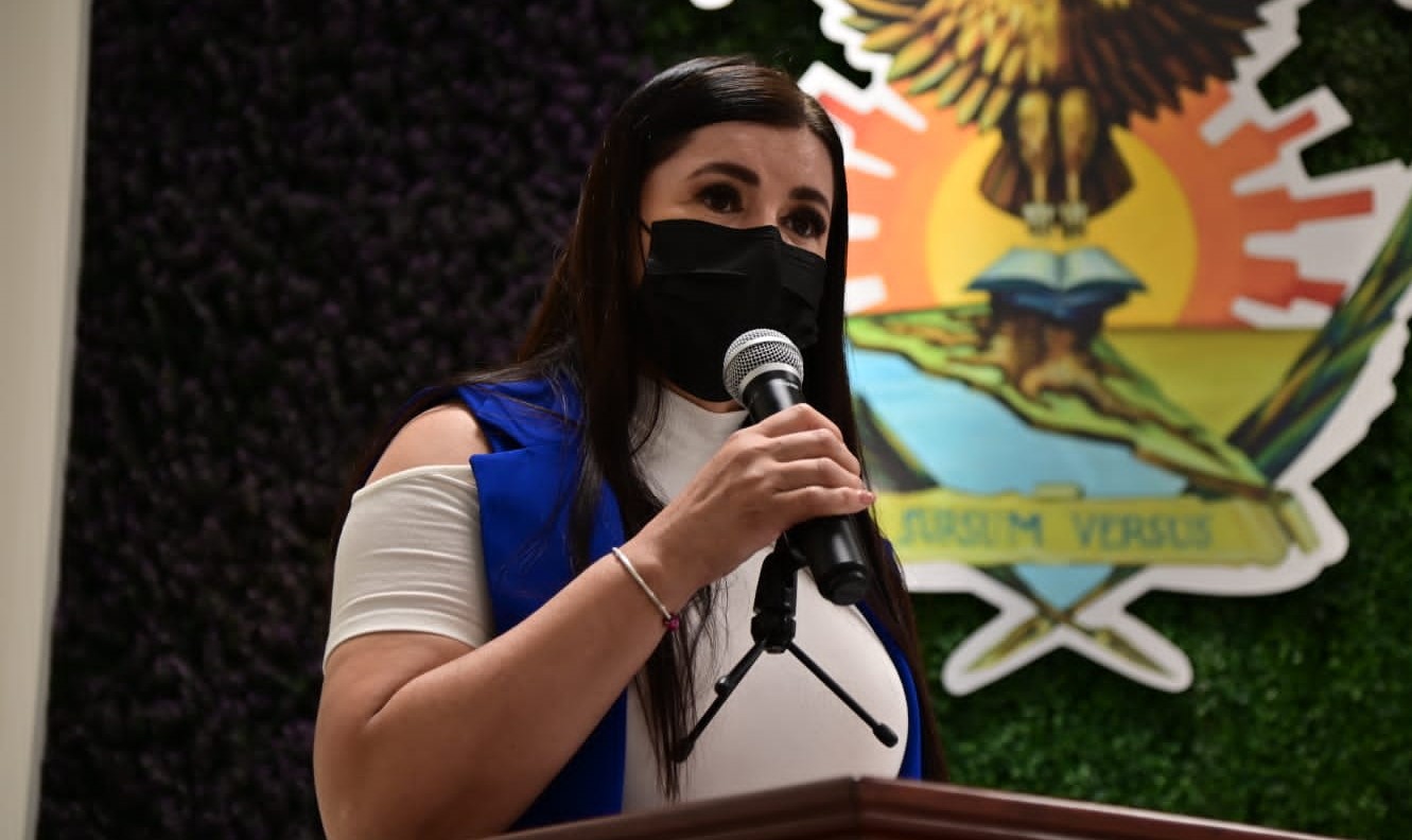 MC Sofía Angulo (2)