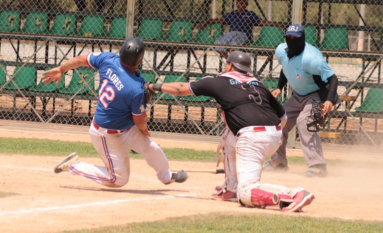 Ignacio Flores out en home