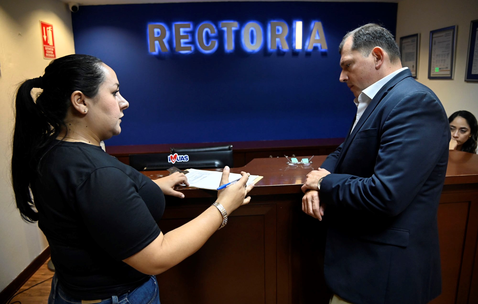 VISITA FGE A LA UAS (2)