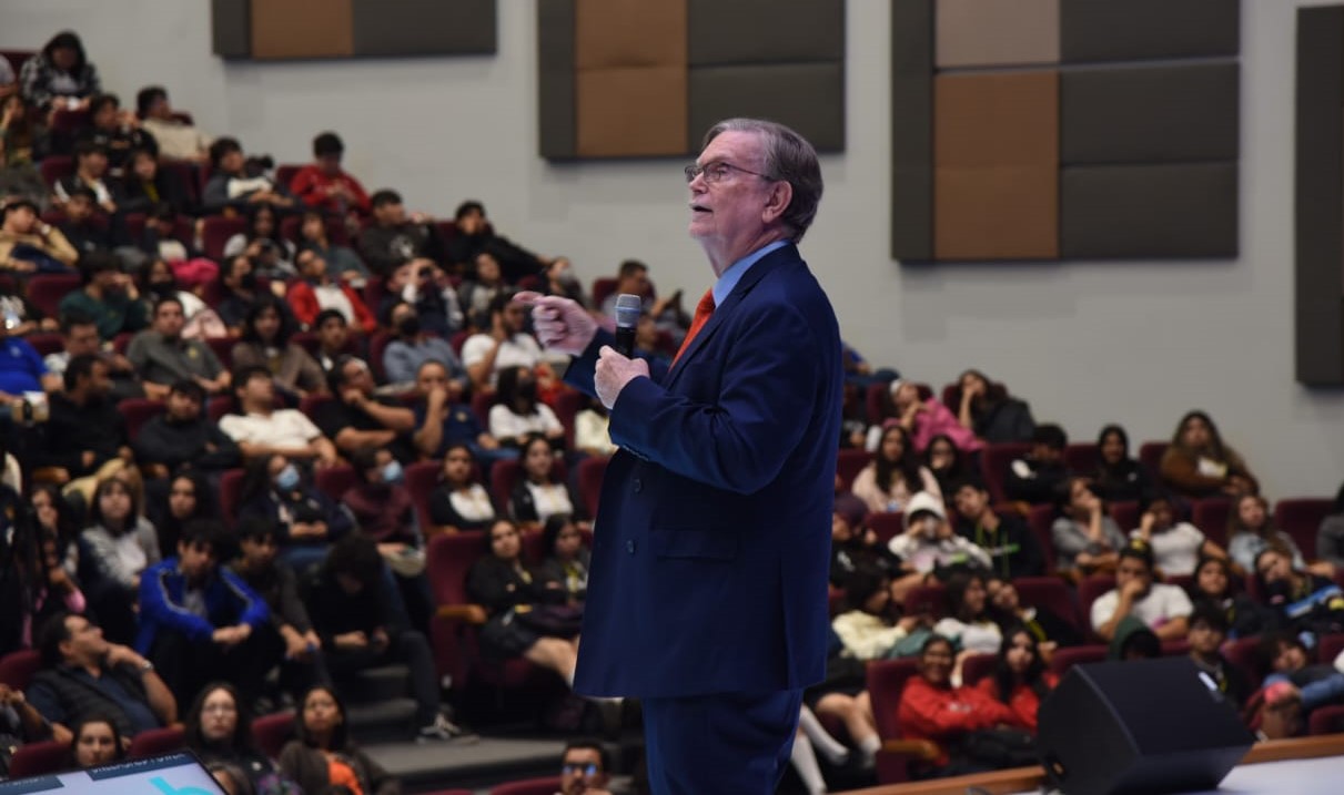 WhatsApp Image 2023-12-13 at 7.27.07 AM