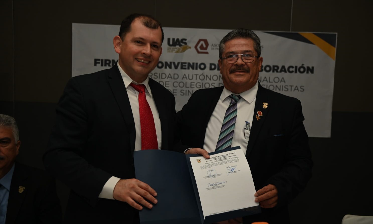 FIRMA DE CONVENIO (8)