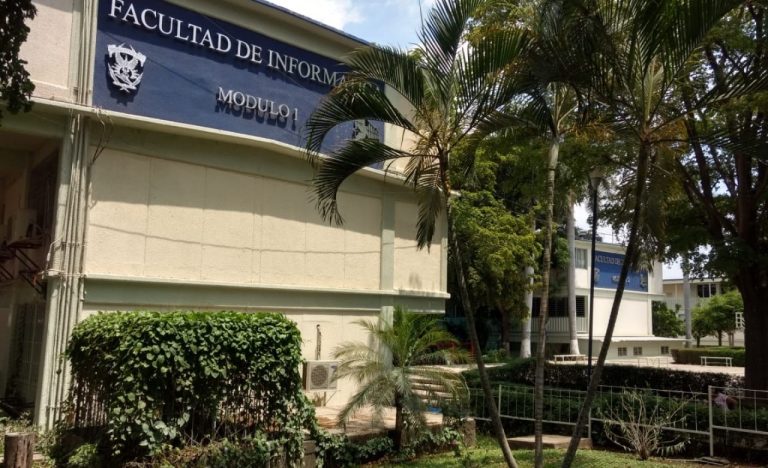 FACULTAD DE INFORMÁTICA