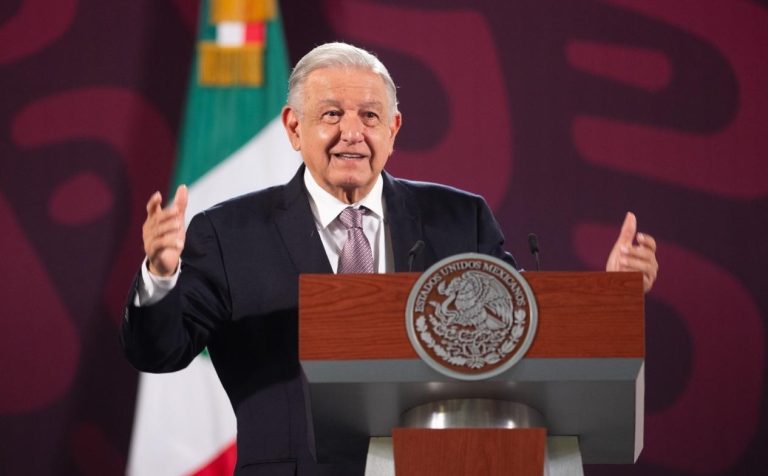 AMLO (3)