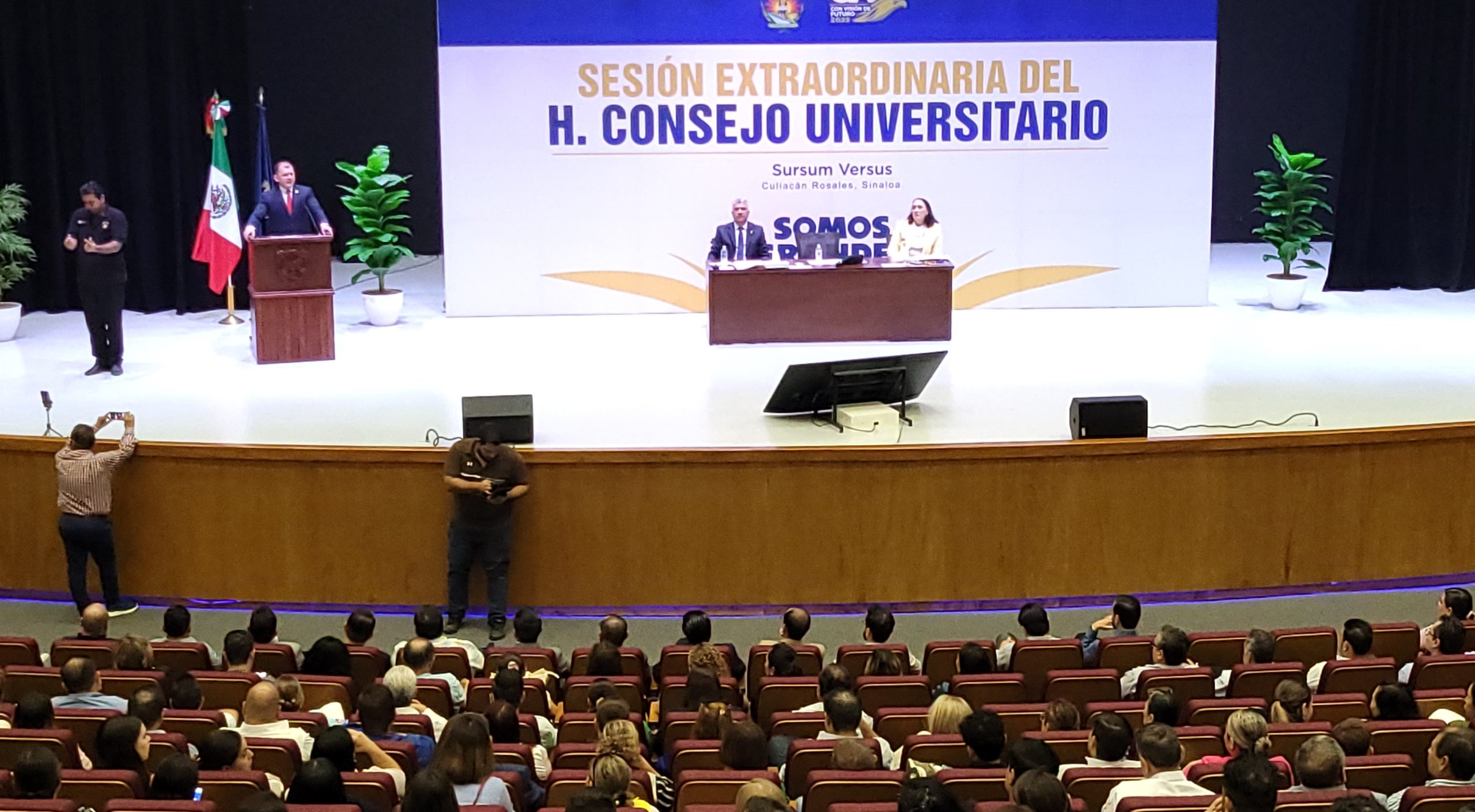 Consejo Universitario