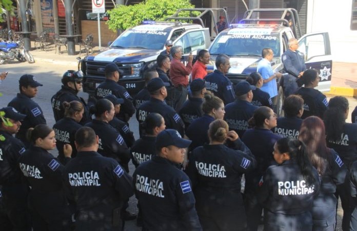 polis