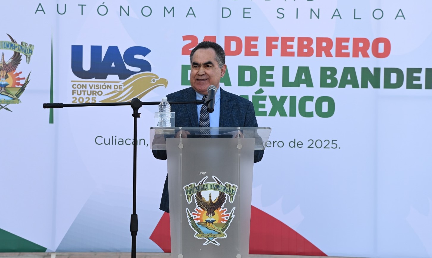 Izamiento UAS (6)