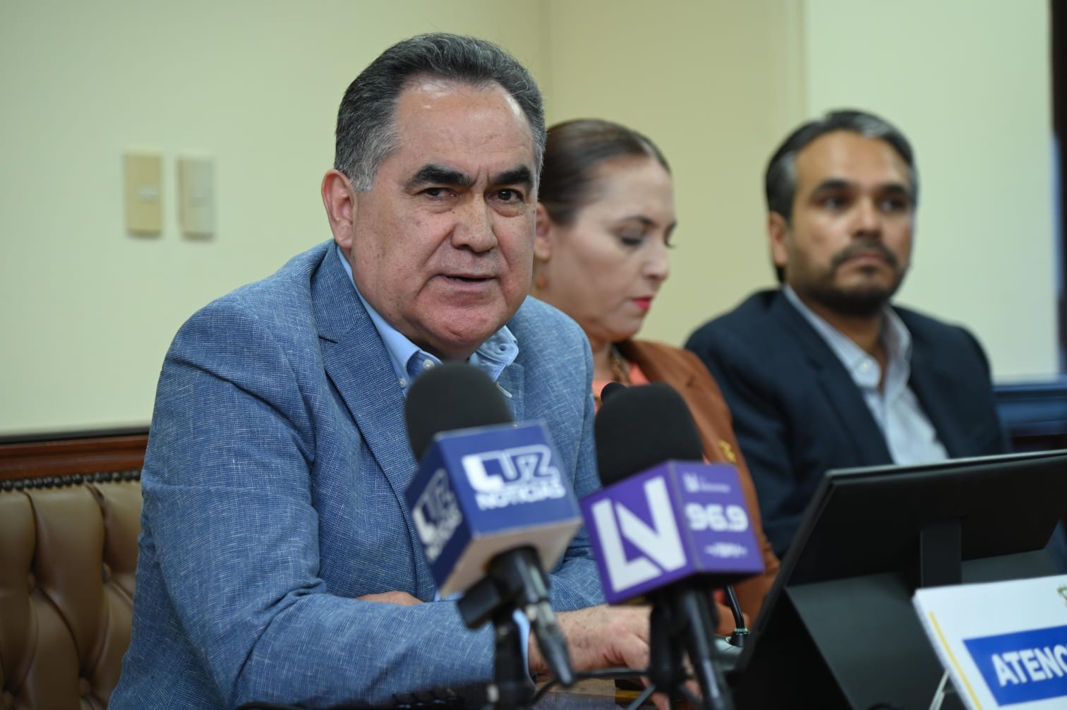 Conferencia Rector (5)