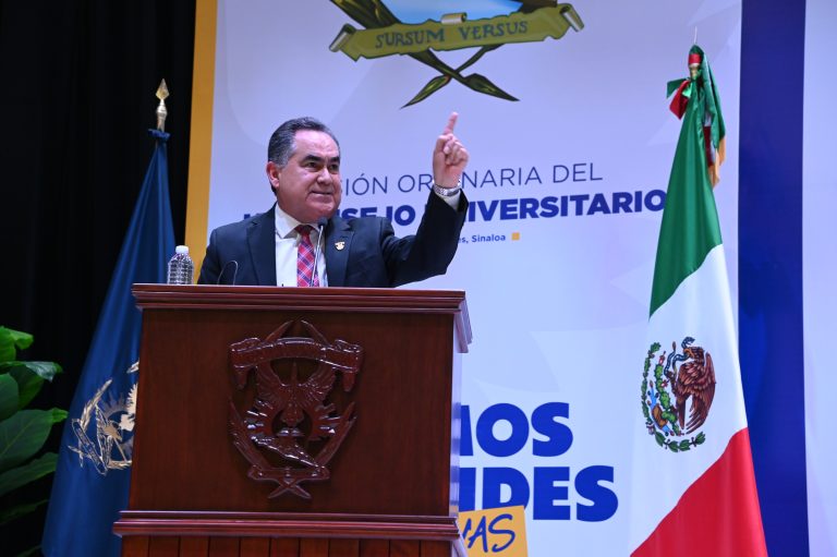 Jesús Madueña