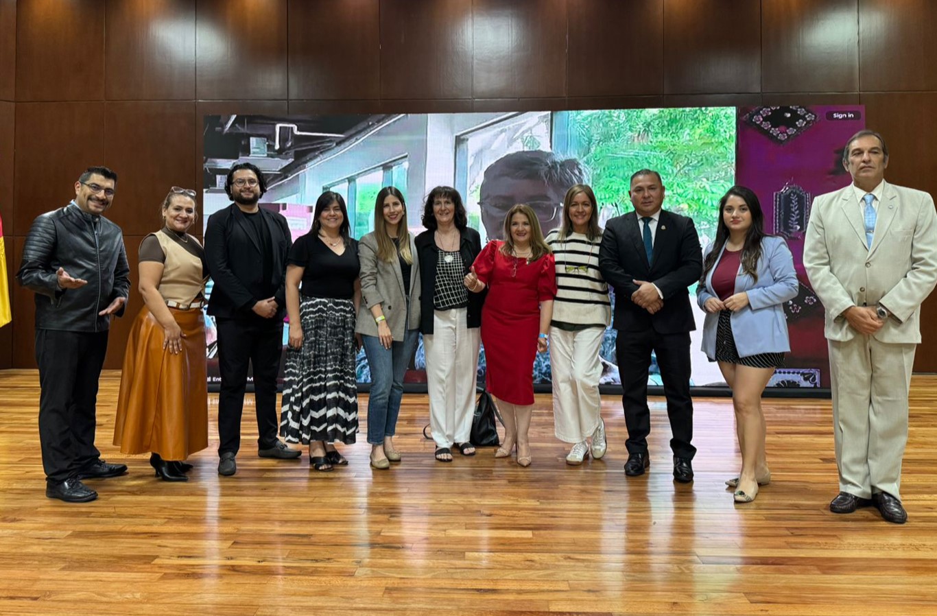 RADIO UAS BRENDA RODRIGUEZ PARTICIPACION EN FORO MUNDIAL (15)