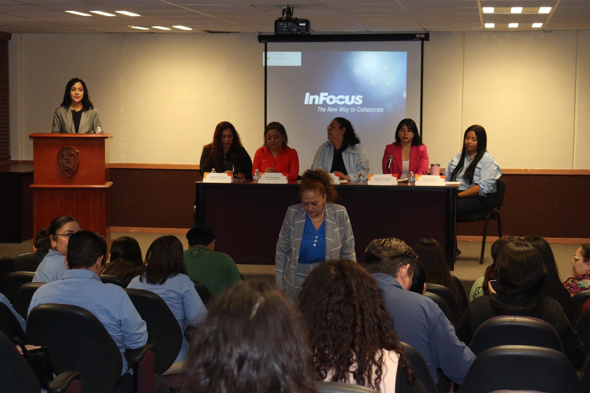MUJERES PERIODISMO (2)