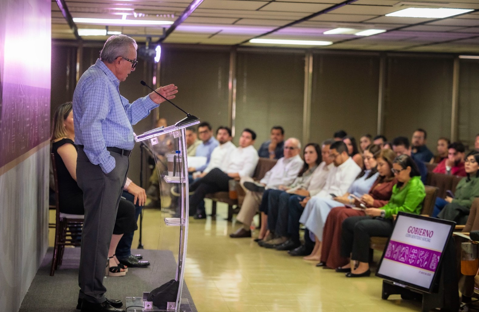 e44b1f25-768c-4c60-94ea-3086ad860fcc